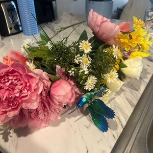BNWT Faux Flowers Bundle!